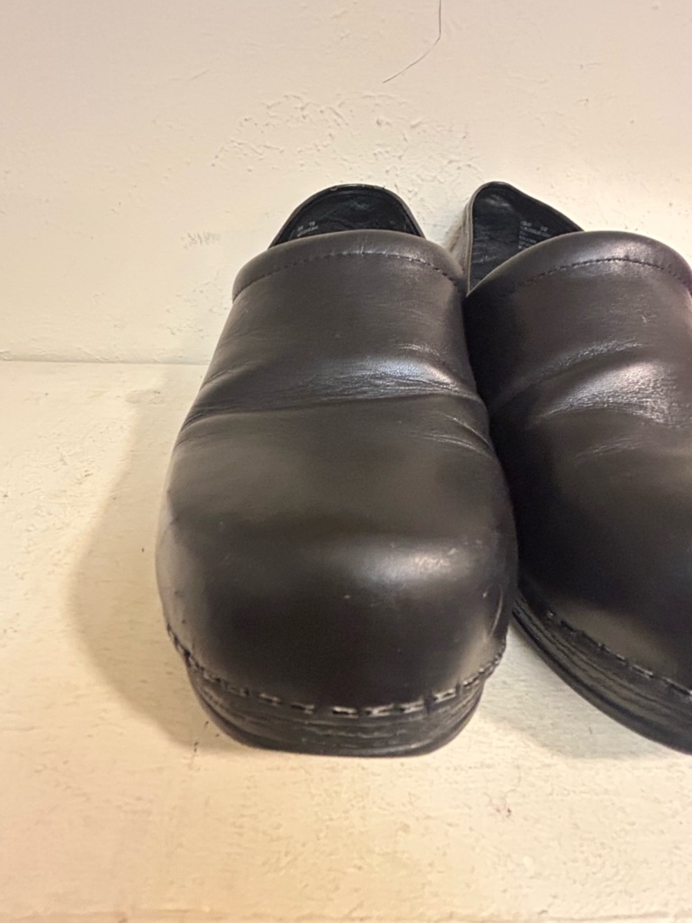 G.H. Bass & Co. Black Leather Slip-On Clog - Picture 7 of 15